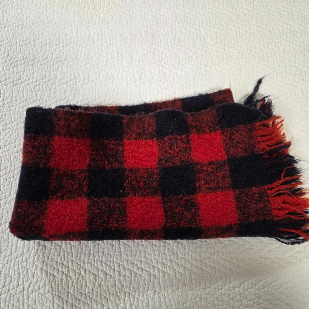 Red Black Buffalo‎ Plaid Checkered Wool Blend Fringed Winter Scarf Unisex